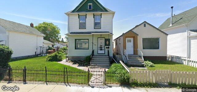 Photo of 1478 Ross Avenue W in Winnipeg, Manitoba
