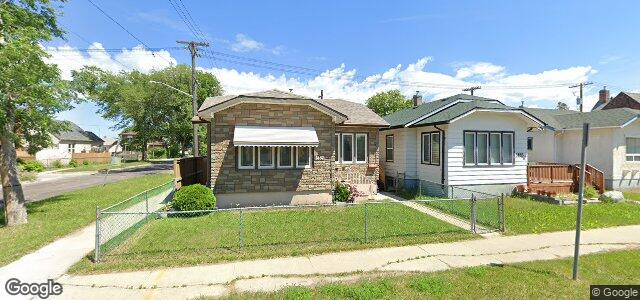 Photo of 1487 Pacific Avenue W in Winnipeg, Manitoba