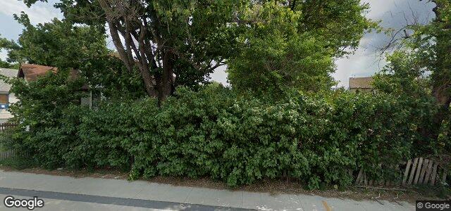 Larawan ng 15 Keewatin Street sa Winnipeg, Manitoba