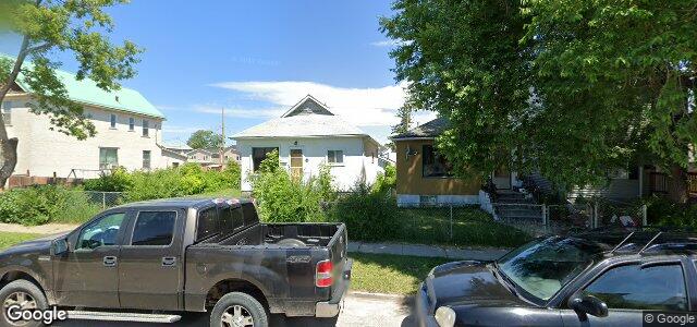 Larawan ng 1531 Ross Avenue W sa Winnipeg, Manitoba