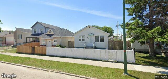 Larawan ng 1562 Roy Avenue sa Winnipeg, Manitoba