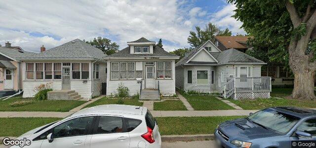 Photo of 1619 Elgin Avenue W in Winnipeg, Manitoba