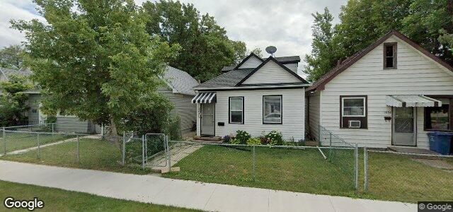 Larawan ng 1632 Ross Avenue W sa Winnipeg, Manitoba
