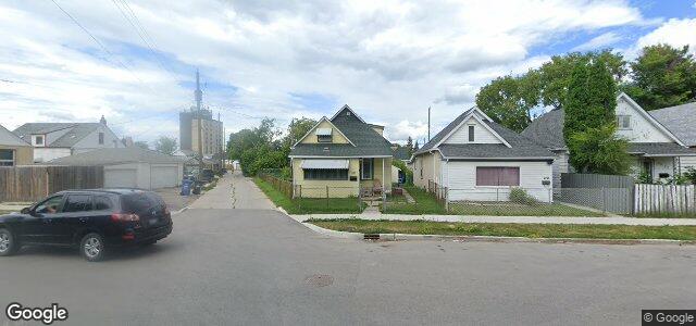 Larawan ng 1637 Ross Avenue W sa Winnipeg, Manitoba