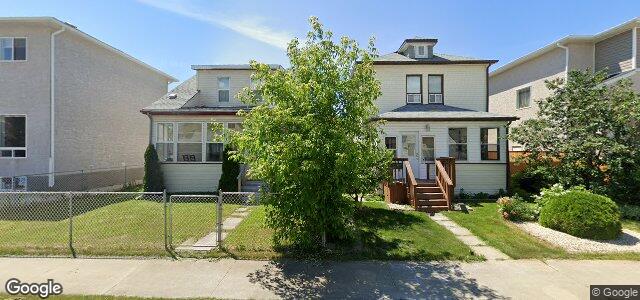 Photo of 1646 Pacific Avenue W in Winnipeg, Manitoba