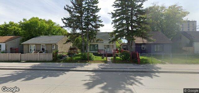 Larawan ng 1668 Logan Avenue sa Winnipeg, Manitoba