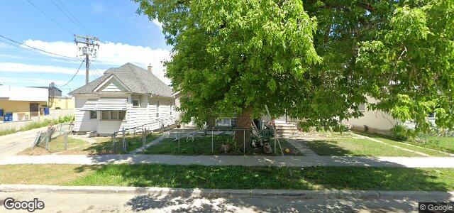 Larawan ng 1671 Alexander Avenue sa Winnipeg, Manitoba