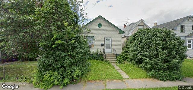 Larawan ng 2052 Gallagher Avenue sa Winnipeg, Manitoba