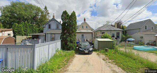 Larawan ng 2054 Gallagher Avenue sa Winnipeg, Manitoba