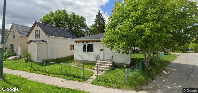 Larawan ng 2106 Gallagher Avenue sa Winnipeg, Manitoba