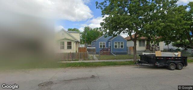 Larawan ng 296 Blake Street sa Winnipeg, Manitoba