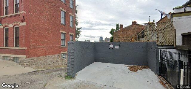 Larawan ng 305 Milton Street sa Winnipeg, Manitoba