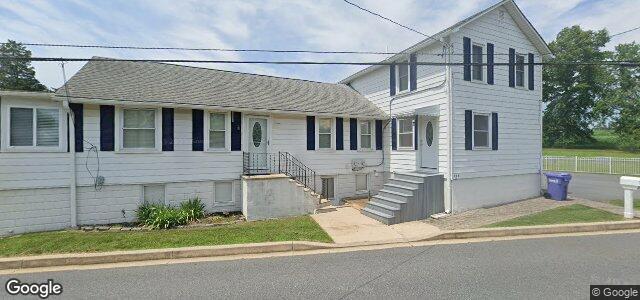 Larawan ng 309 Lock Street sa Winnipeg, Manitoba