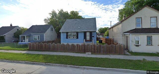 Photo of 325 Mckelvey Street in Winnipeg, Manitoba