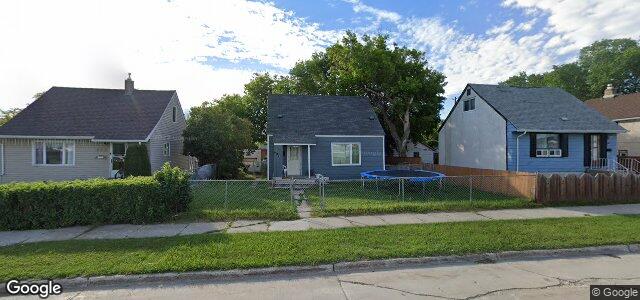 Larawan ng 329 Mckelvey Street sa Winnipeg, Manitoba