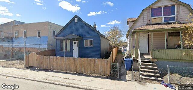 Larawan ng 1068 Selkirk Avenue sa Winnipeg, Manitoba