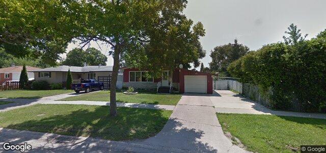Larawan ng 10 Allard Avenue sa Winnipeg, Manitoba