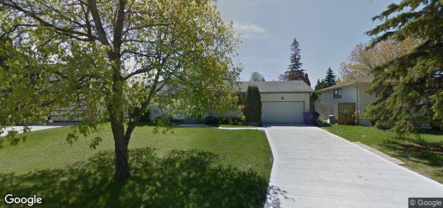 Larawan ng 10 Leacock Avenue sa Winnipeg, Manitoba