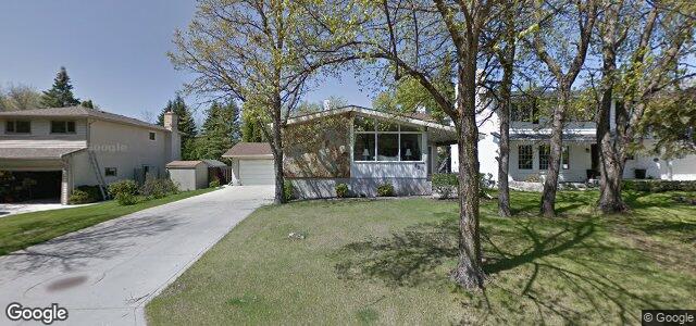 Larawan ng 10 Longfellow Bay sa Winnipeg, Manitoba