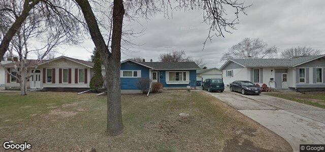 Larawan ng 10 Pontiac Bay sa Winnipeg, Manitoba