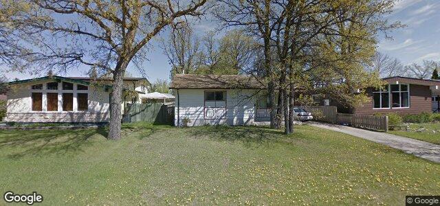 Larawan ng 100 Belcourt Bay sa Winnipeg, Manitoba