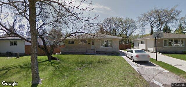 Larawan ng 100 Wordsworth Way sa Winnipeg, Manitoba