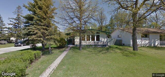 Larawan ng 104 Belcourt Bay sa Winnipeg, Manitoba