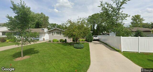 Larawan ng 106 Dickens Drive sa Winnipeg, Manitoba