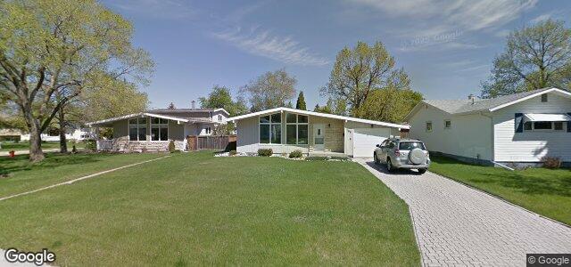 Larawan ng 106 Whitegates Crescent sa Winnipeg, Manitoba
