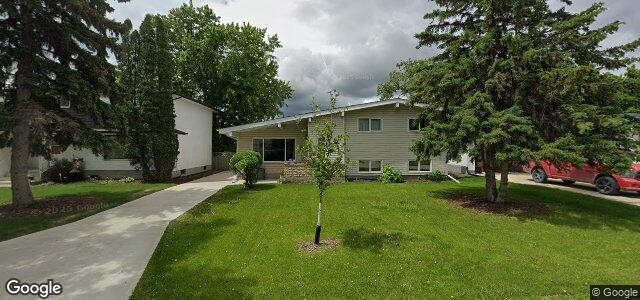 Larawan ng 107 Twain Drive sa Winnipeg, Manitoba
