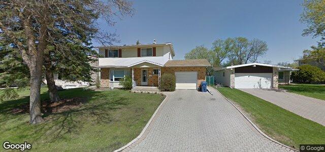 Larawan ng 11 Robert Service Bay sa Winnipeg, Manitoba