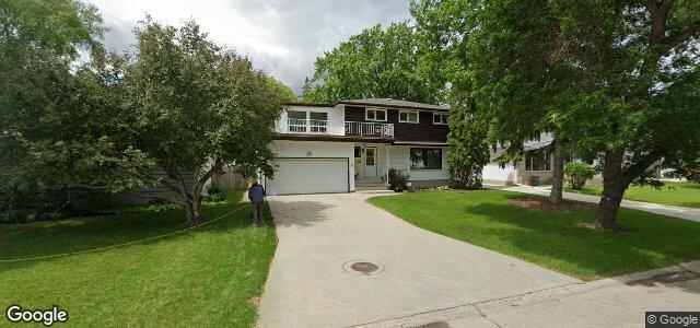 Larawan ng 111 Twain Drive sa Winnipeg, Manitoba