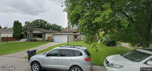 Larawan ng 122 Maureen Street sa Winnipeg, Manitoba