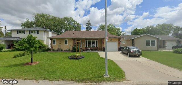 Larawan ng 126 Twain Drive sa Winnipeg, Manitoba