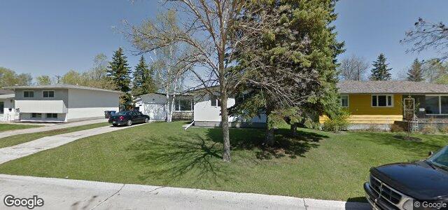 Larawan ng 13 Leacock Avenue sa Winnipeg, Manitoba