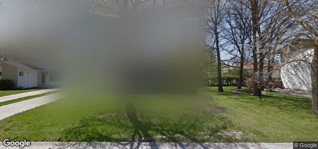 Larawan ng 130 Columbus Crescent sa Winnipeg, Manitoba