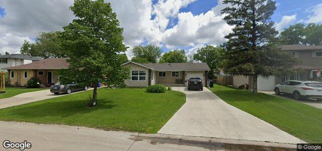 Larawan ng 130 Twain Drive sa Winnipeg, Manitoba