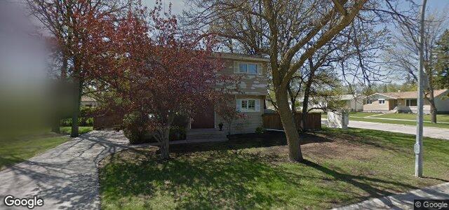 Larawan ng 134 Columbus Crescent sa Winnipeg, Manitoba