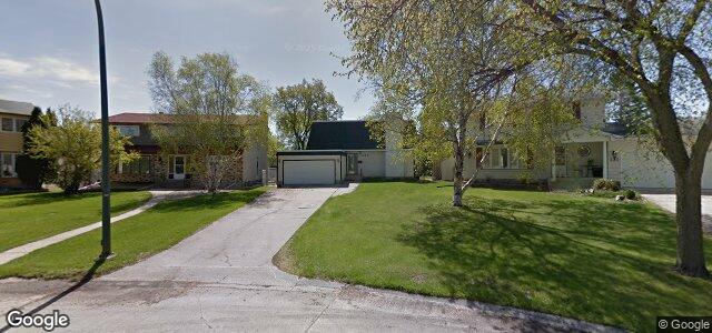 Larawan ng 135 Whitegates Crescent sa Winnipeg, Manitoba