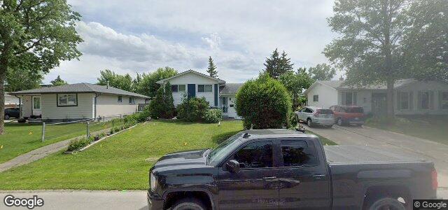 Larawan ng 137 Dickens Drive sa Winnipeg, Manitoba
