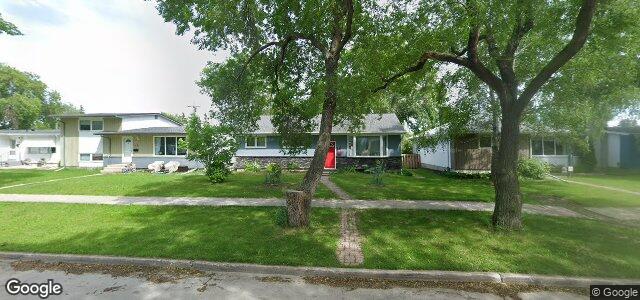 Larawan ng 145 Raquette Street sa Winnipeg, Manitoba