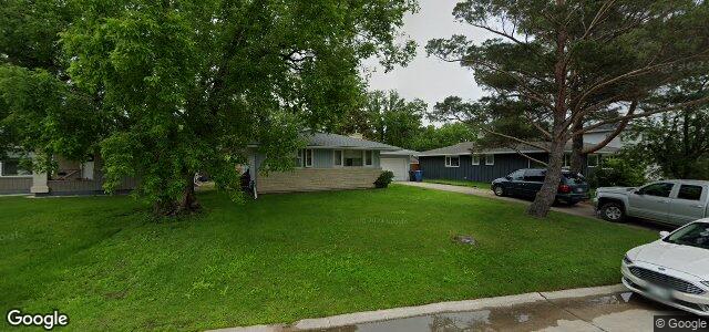 Larawan ng 15 Peary Crescent sa Winnipeg, Manitoba