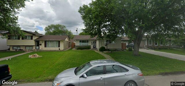 Larawan ng 154 Maureen Street sa Winnipeg, Manitoba