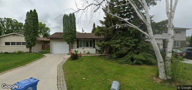 Larawan ng 16 Peary Crescent sa Winnipeg, Manitoba
