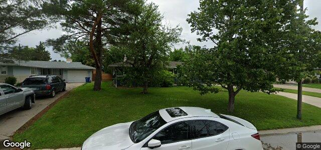Larawan ng 17 Peary Crescent sa Winnipeg, Manitoba