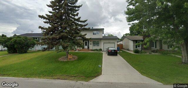 Larawan ng 170 Maureen Street sa Winnipeg, Manitoba