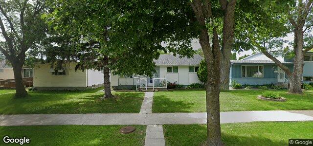 Larawan ng 182 Raquette Street sa Winnipeg, Manitoba