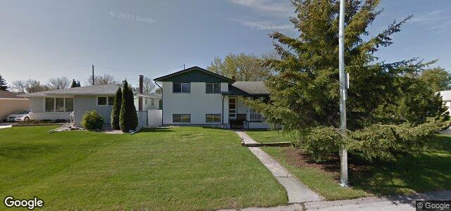 Larawan ng 2 Canoe Bay sa Winnipeg, Manitoba