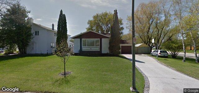 Larawan ng 2 Haliburton Bay sa Winnipeg, Manitoba