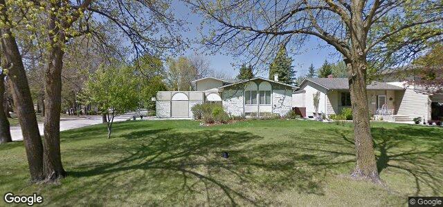 Larawan ng 2 Longfellow Bay sa Winnipeg, Manitoba